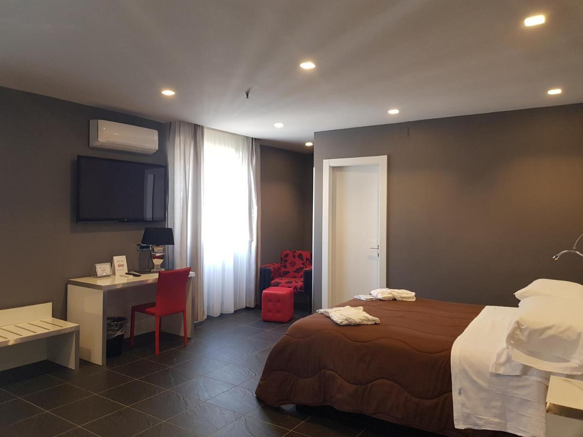 Hotel Europa Art Касерта Екстериор снимка