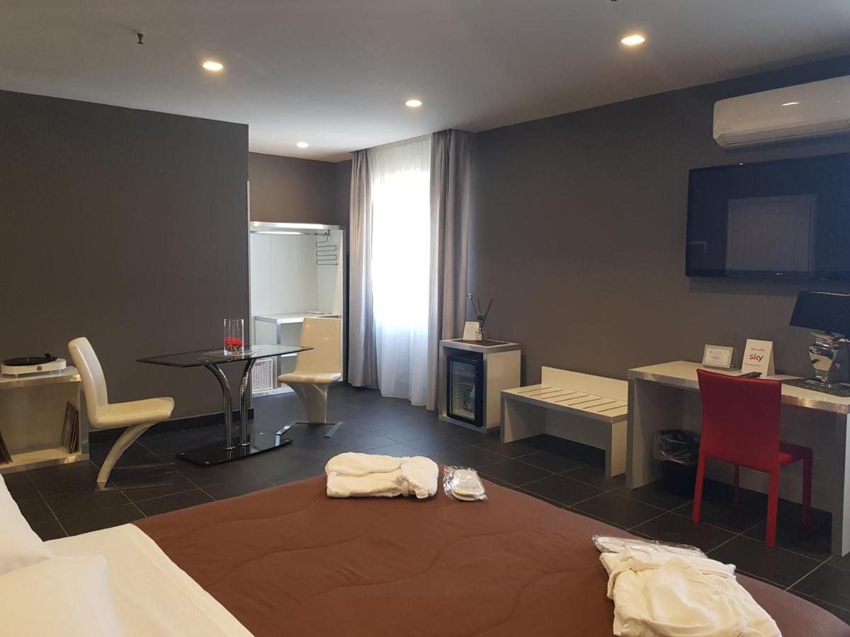 Hotel Europa Art Касерта Екстериор снимка